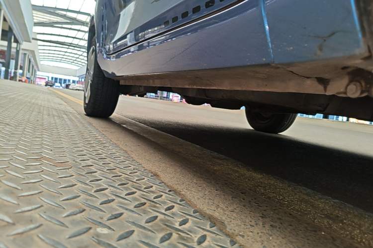 Used Wuling Hongguang MINIEV 2022 Macaron Premium Model – Lithium Ternary Battery Right Side Sill
