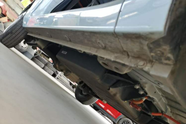 Used Wuling Hongguang MINIEV 2022 Zizai Version Lithium Iron Phosphate Right Side Sill