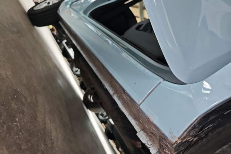 Used Wuling Hongguang MINIEV 2022 Zizai Version Lithium Iron Phosphate Right Side Sill
