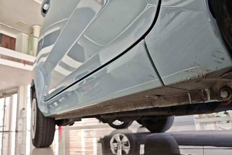 Used Wuling Hongguang MINIEV 2022 Easy Version Lithium Iron Phosphate Right Side Sill