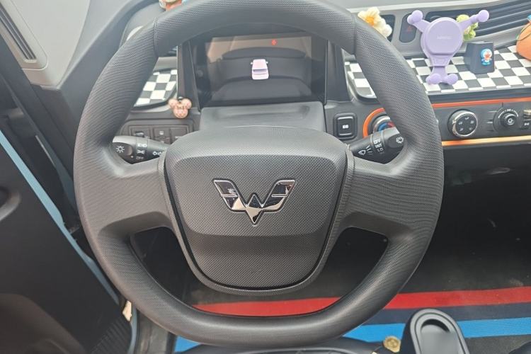 Used Wuling Hongguang MINIEV 2022 Zizai Version Lithium Iron Phosphate Steering Wheel