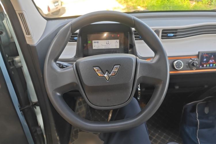 Used Wuling Hongguang MINIEV 2022 Easy Version Lithium-NMC Steering Wheel