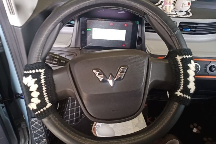 Used Wuling Hongguang MINIEV 2022 Easy Version Lithium Iron Phosphate Steering Wheel
