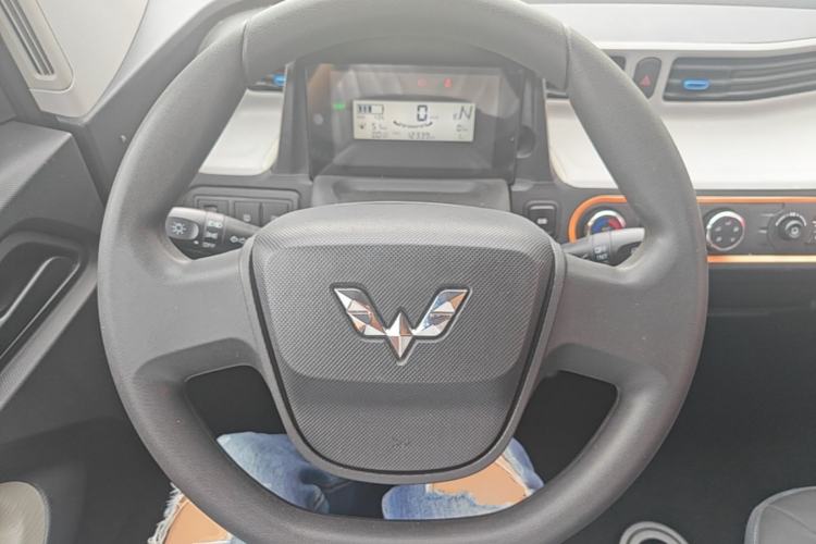Used Wuling Hongguang MINIEV 2022 Easy Version Lithium-NMC Steering Wheel