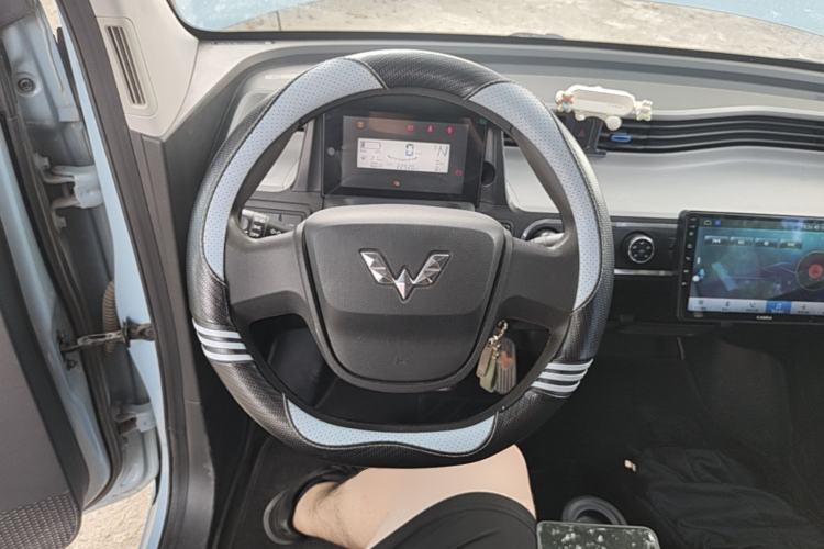 Used Wuling Hongguang MINIEV 2022 Easy Version Lithium Iron Phosphate Steering Wheel