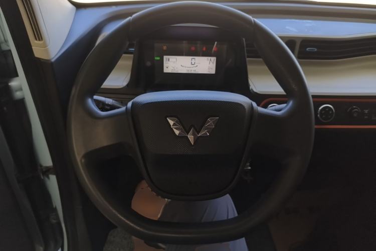 Used Wuling Hongguang MINIEV 2022 Easy Version Lithium Iron Phosphate Steering Wheel