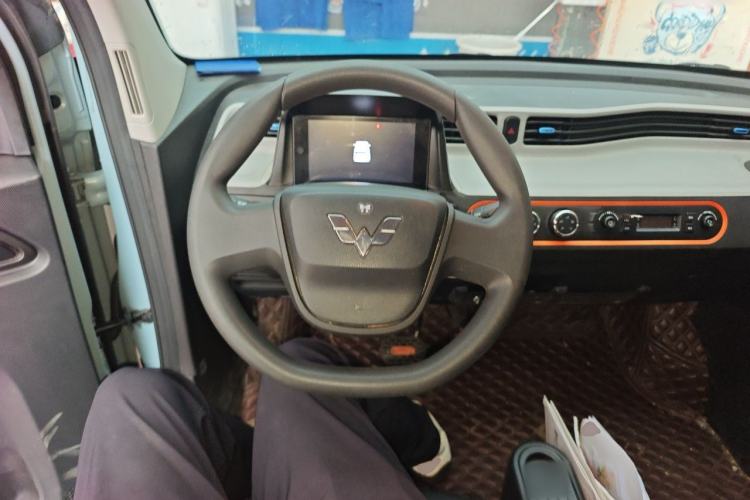 Used Wuling Hongguang MINIEV 2022 Enjoy Edition Lithium Iron Phosphate Steering Wheel