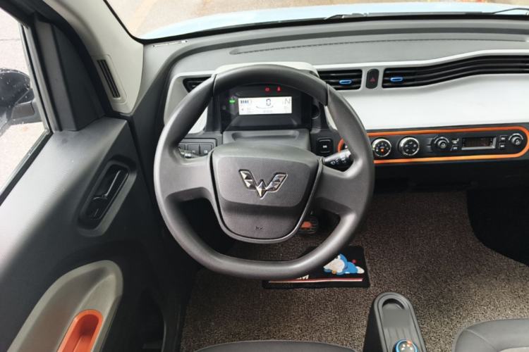 Used Wuling Hongguang MINIEV 2022 Easy Version Lithium Iron Phosphate Steering Wheel