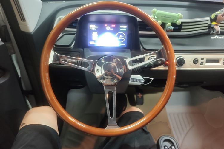Used Wuling Hongguang MINIEV 2022 Zizai Version Lithium Iron Phosphate Steering Wheel