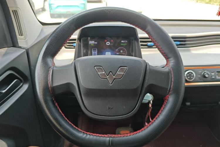 Used Wuling Hongguang MINIEV 2022 Enjoy Edition Lithium Iron Phosphate Steering Wheel