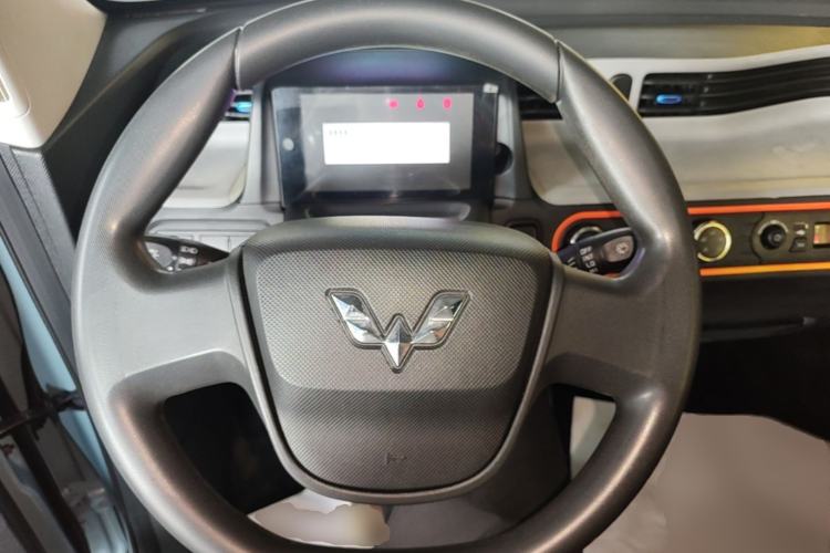 Used Wuling Hongguang MINIEV 2022 Easy Version Lithium-NMC Steering Wheel