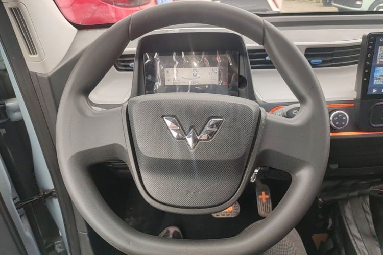 Used Wuling Hongguang MINIEV 2022 Zizai Version Lithium Iron Phosphate Steering Wheel