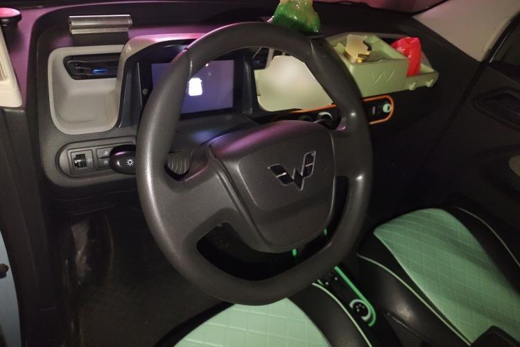 Used Wuling Hongguang MINIEV 2022 Enjoy Edition Lithium Iron Phosphate Steering Wheel