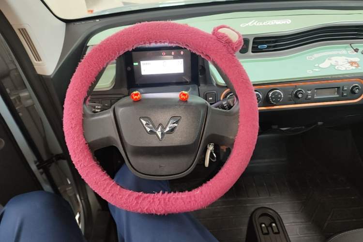 Used Wuling Hongguang MINIEV 2022 Easy Version Lithium Iron Phosphate Steering Wheel