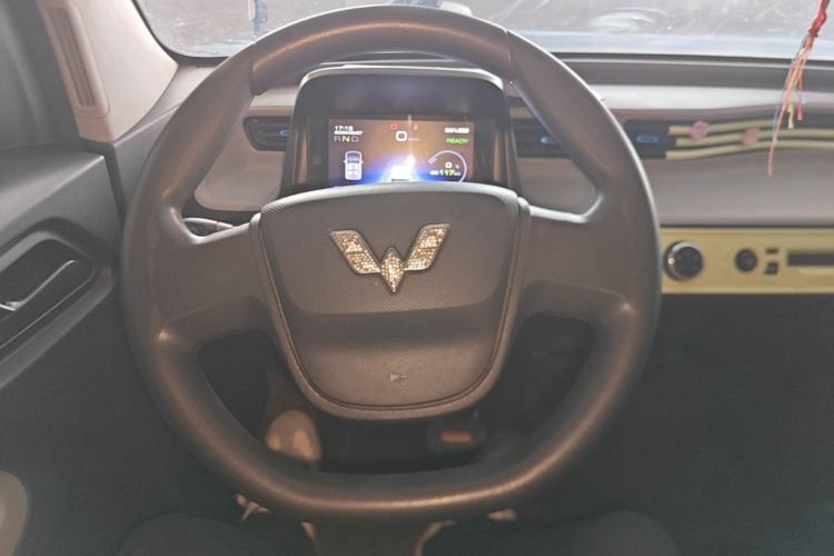 Used Wuling Hongguang MINIEV 2022 Easy Version Lithium Iron Phosphate Steering Wheel