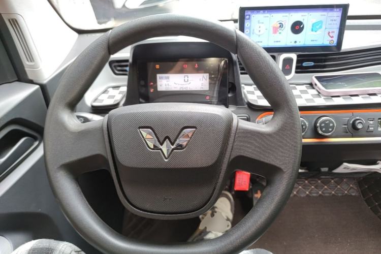 Used Wuling Hongguang MINIEV 2022 Easy Version Lithium Iron Phosphate Steering Wheel