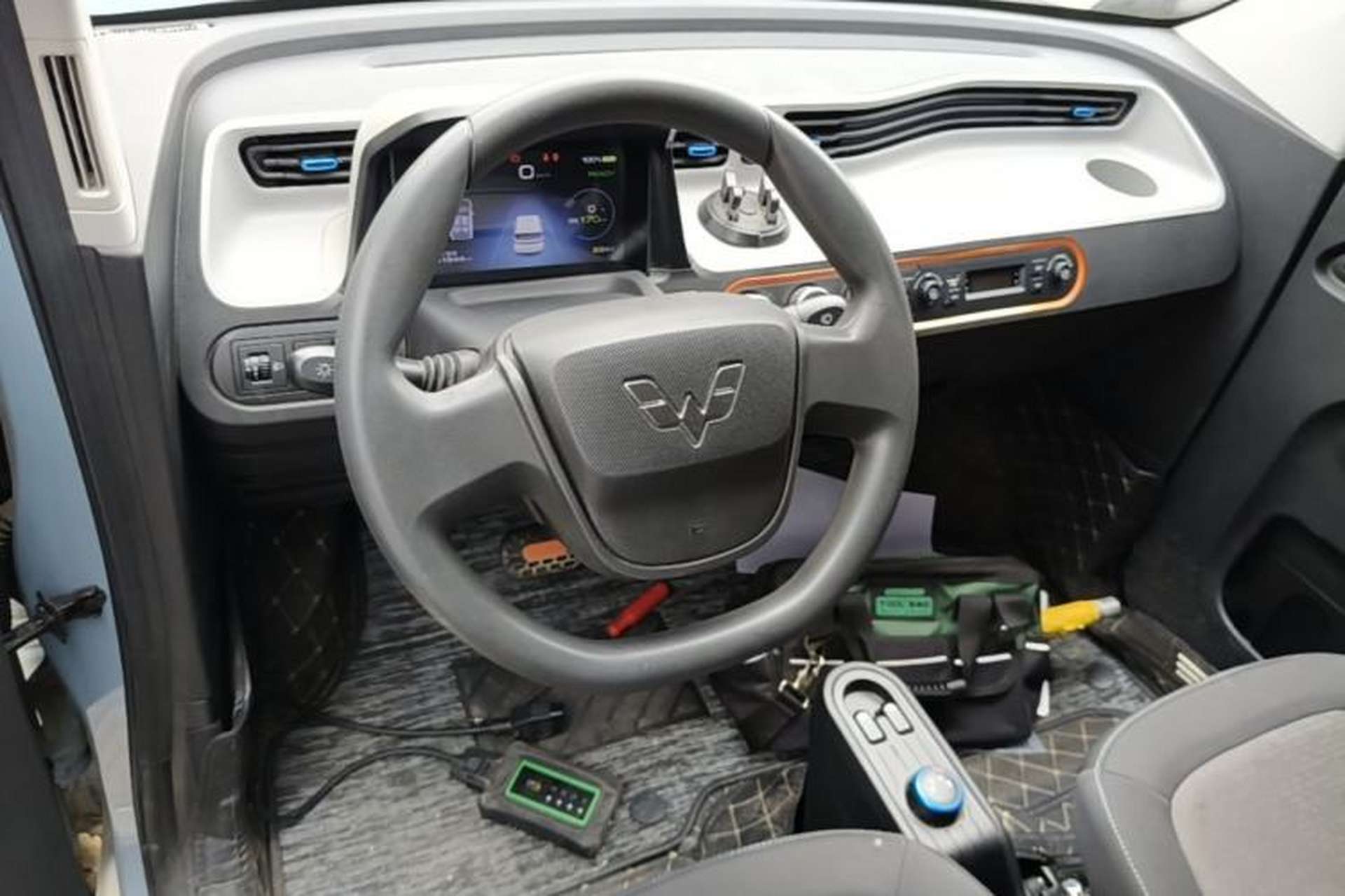 Used Wuling Hongguang MINIEV 2022 Enjoy Edition Lithium-Ion Battery Steering Wheel