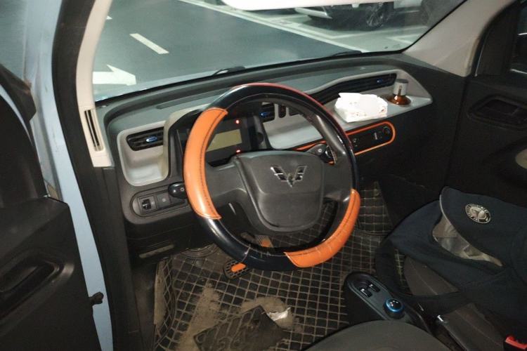 Used Wuling Hongguang MINIEV 2022 Zizai Version Lithium Iron Phosphate Steering Wheel