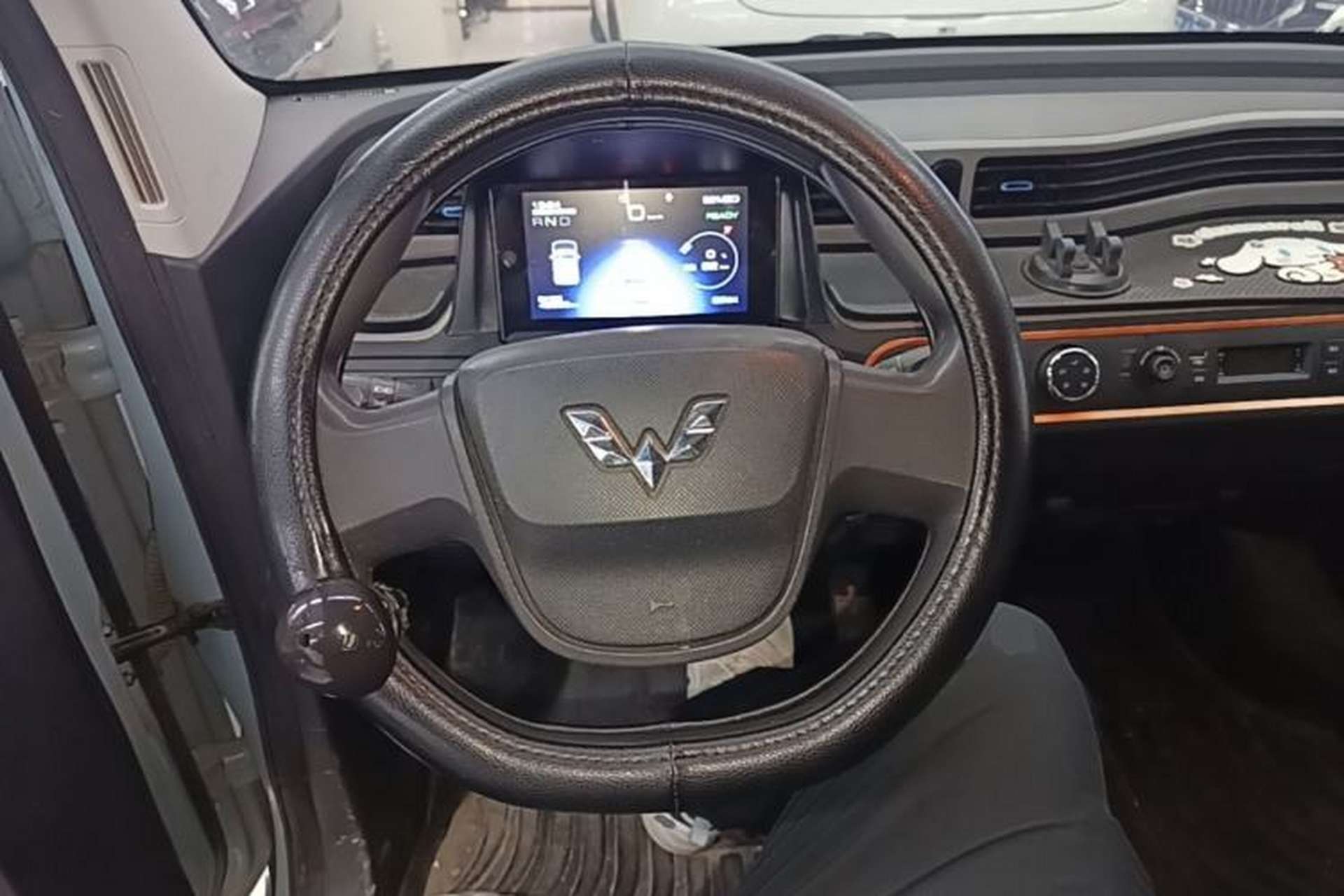 Used Wuling Hongguang MINIEV 2022 Zizai Version Lithium Iron Phosphate Steering Wheel