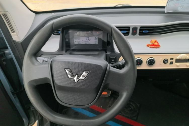 Used Wuling Hongguang MINIEV 2022 Easy Version Lithium Iron Phosphate Steering Wheel