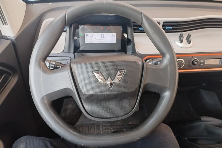 Used Wuling Hongguang MINIEV 2022 Easy Version Lithium Iron Phosphate Steering Wheel