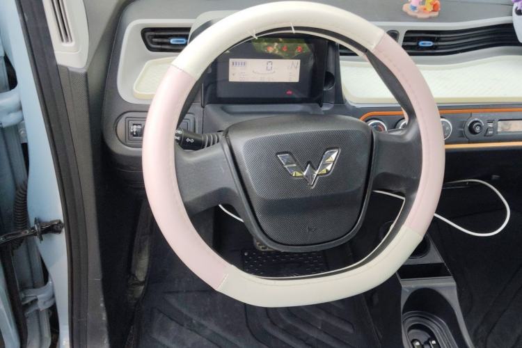 Used Wuling Hongguang MINIEV 2022 Easy Version Lithium Iron Phosphate Steering Wheel