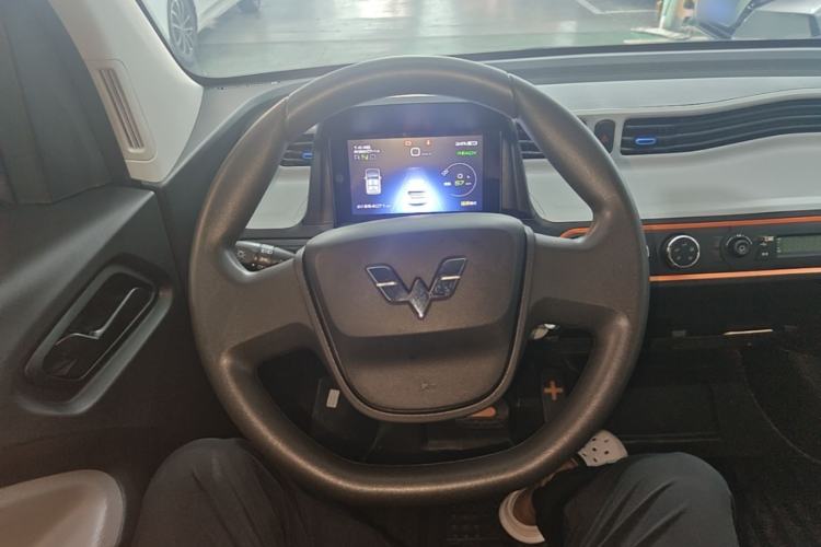 Used Wuling Hongguang MINIEV 2022 Enjoy Edition Lithium Iron Phosphate Steering Wheel