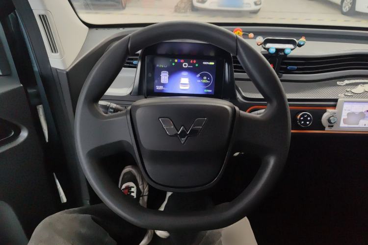 Used Wuling Hongguang MINIEV 2022 Zizai Version Lithium Iron Phosphate Steering Wheel