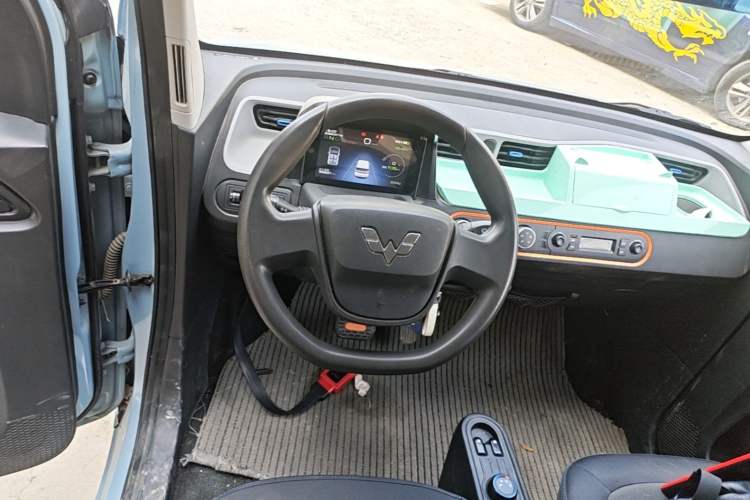 Used Wuling Hongguang MINIEV 2022 Enjoy Edition Lithium-Ion Battery Steering Wheel