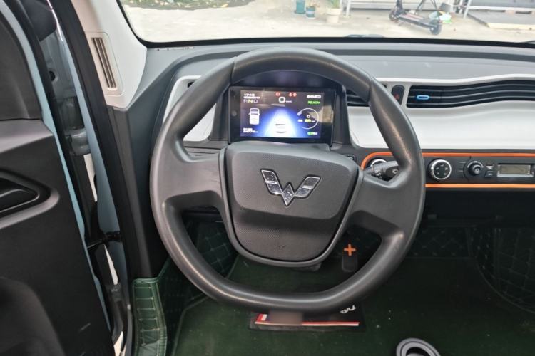 Used Wuling Hongguang MINIEV 2022 Zizai Version Lithium-NMC Steering Wheel