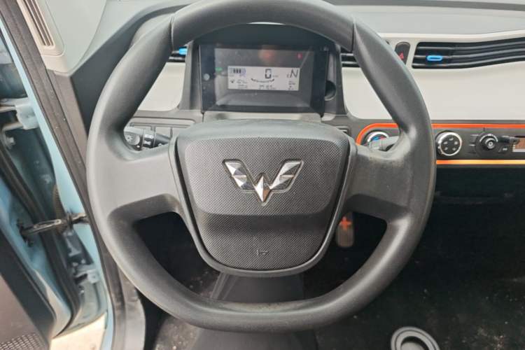Used Wuling Hongguang MINIEV 2022 Easy Version Lithium Iron Phosphate Steering Wheel