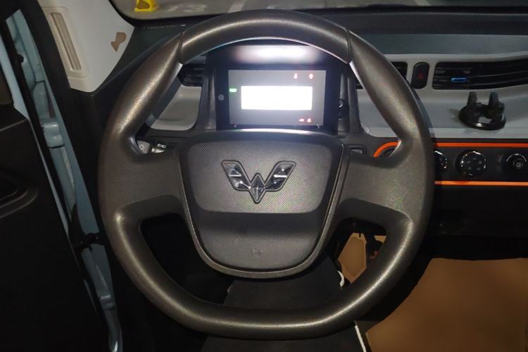 Used Wuling Hongguang MINIEV 2022 Easy Version Lithium Iron Phosphate Steering Wheel