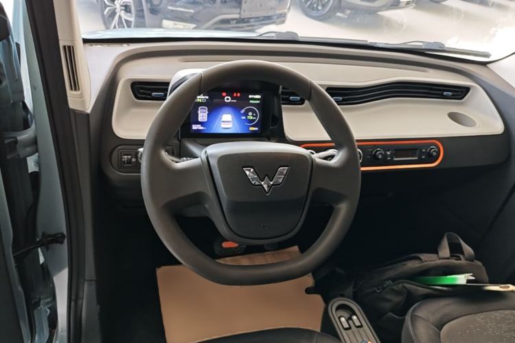 Used Wuling Hongguang MINIEV 2022 Easy Version Lithium Iron Phosphate Steering Wheel