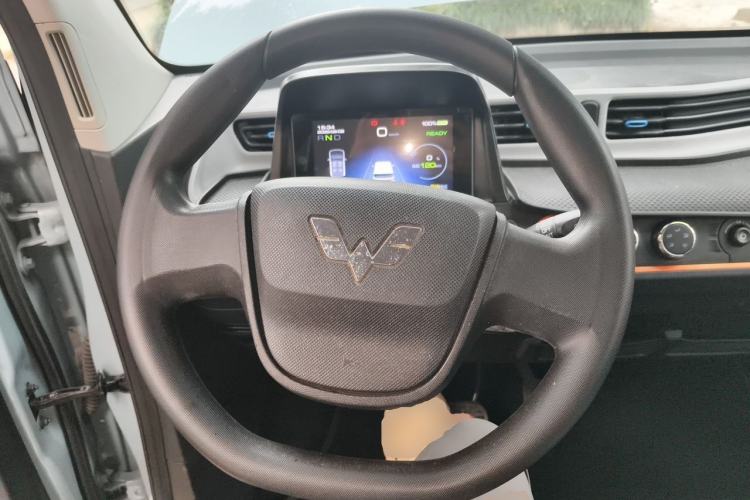 Used Wuling Hongguang MINIEV 2022 Zizai Version Lithium Iron Phosphate Steering Wheel