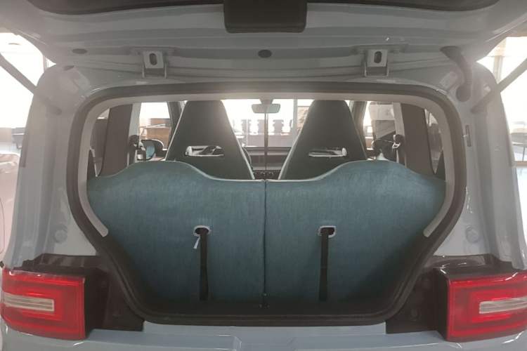 Used Wuling Hongguang MINIEV 2022 Easy Version Lithium Iron Phosphate Trunk