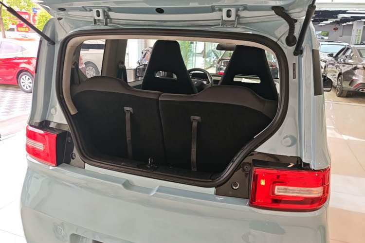 Used Wuling Hongguang MINIEV 2022 Zizai Version Lithium Iron Phosphate Trunk