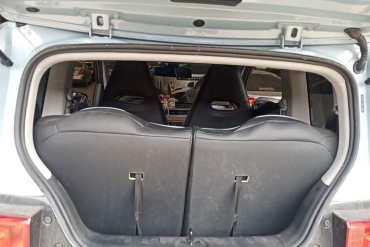Used Wuling Hongguang MINIEV 2022 Easy Version Lithium Iron Phosphate Trunk