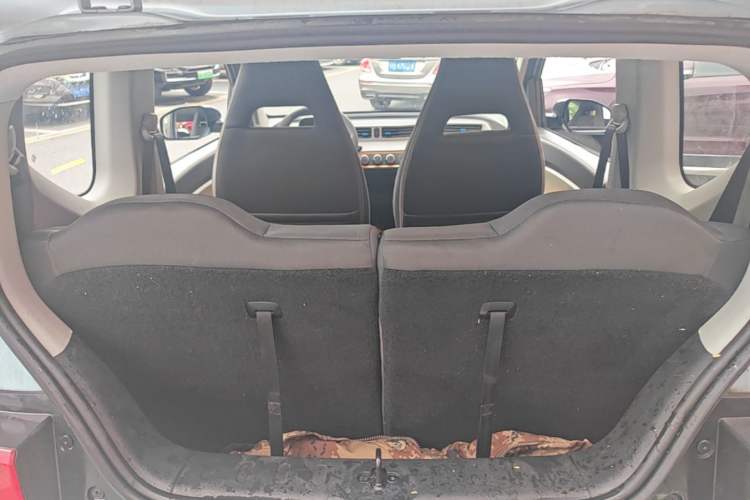 Used Wuling Hongguang MINIEV 2022 Easy Version Lithium-NMC Trunk