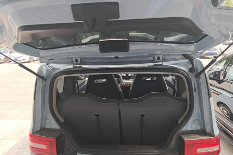 Used Wuling Hongguang MINIEV 2022 Easy Version Lithium Iron Phosphate Trunk