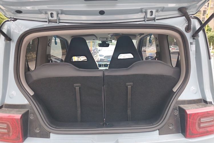 Used Wuling Hongguang MINIEV 2022 Macaron Fashion Model Lithium Iron Phosphate Trunk