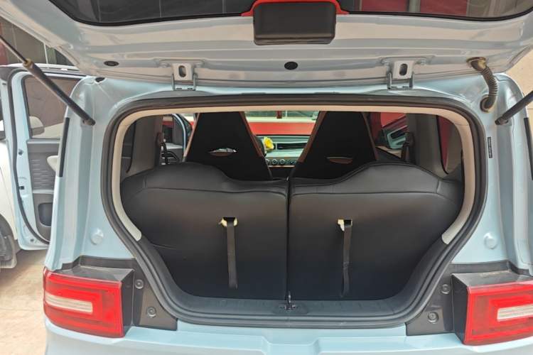 Used Wuling Hongguang MINIEV 2022 Easy Version Lithium Iron Phosphate Trunk