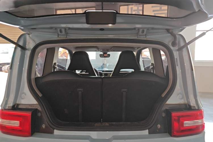 Used Wuling Hongguang MINIEV 2022 Easy Version Lithium Iron Phosphate Trunk