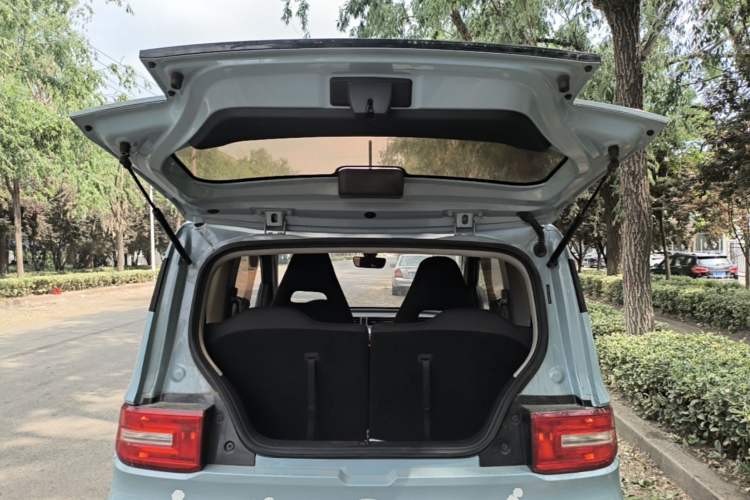 Used Wuling Hongguang MINIEV 2022 Easy Version Lithium Iron Phosphate Trunk