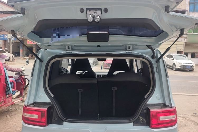 Used Wuling Hongguang MINIEV 2022 Easy Version Lithium-NMC Trunk