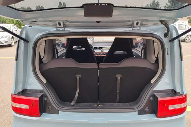 Used Wuling Hongguang MINIEV 2022 Zizai Version Lithium Iron Phosphate Trunk