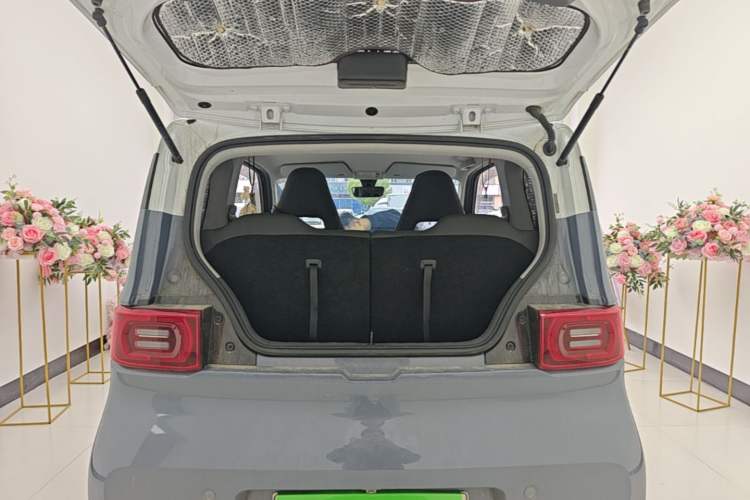 Used Wuling Hongguang MINIEV 2022 Macaron Fashion Edition Lithium-Nickel-Cobalt-Alpha-oxide Trunk