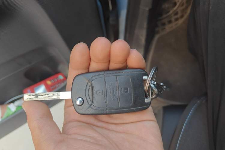 Used Wuling Hongguang MINIEV 2022 Easy Version Lithium Iron Phosphate Vehicle Key