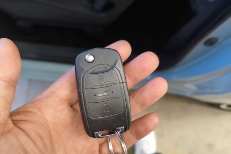 Used Wuling Hongguang MINIEV 2022 Easy Version Lithium Iron Phosphate Vehicle Key