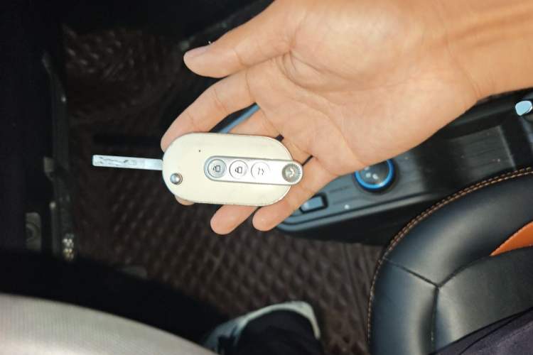 Used Wuling Hongguang MINIEV 2022 Enjoy Edition Lithium Iron Phosphate Vehicle Key