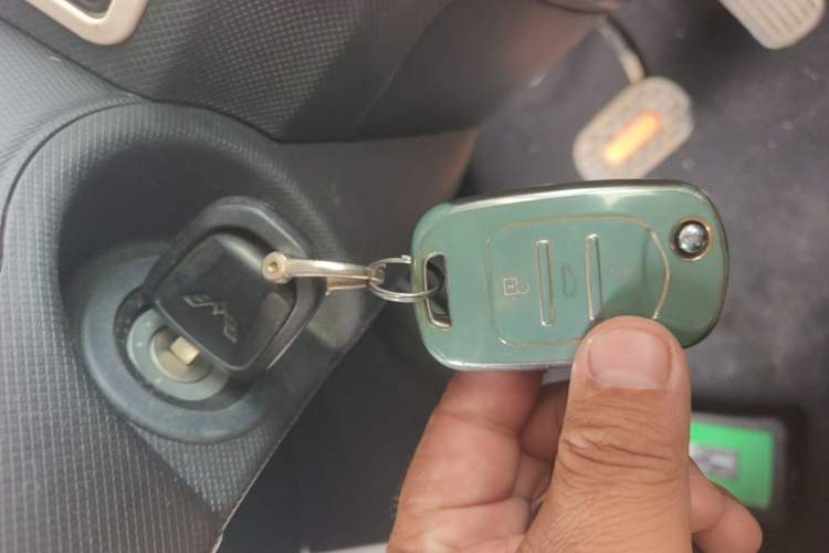 Used Wuling Hongguang MINIEV 2022 Easy Version Lithium Iron Phosphate Vehicle Key